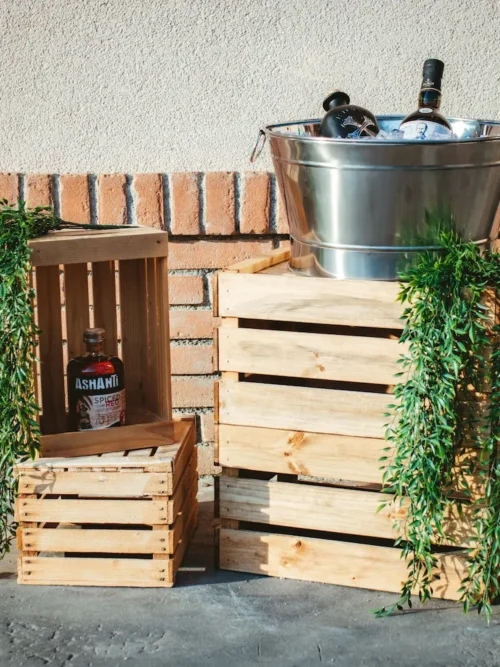 6755d7a9952bce124b13df5c_66052b438daa735e4fcd6b52_Dekorativen gajbice ležeče Lesene gajbice