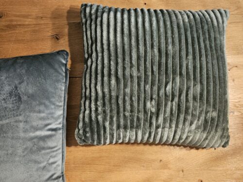 1000038904 Zelene blazine