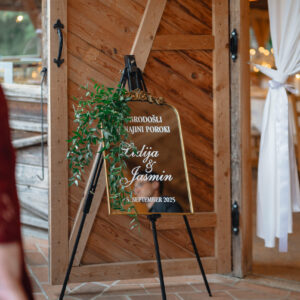 unnamed (1) Manjše vintage ogledalo